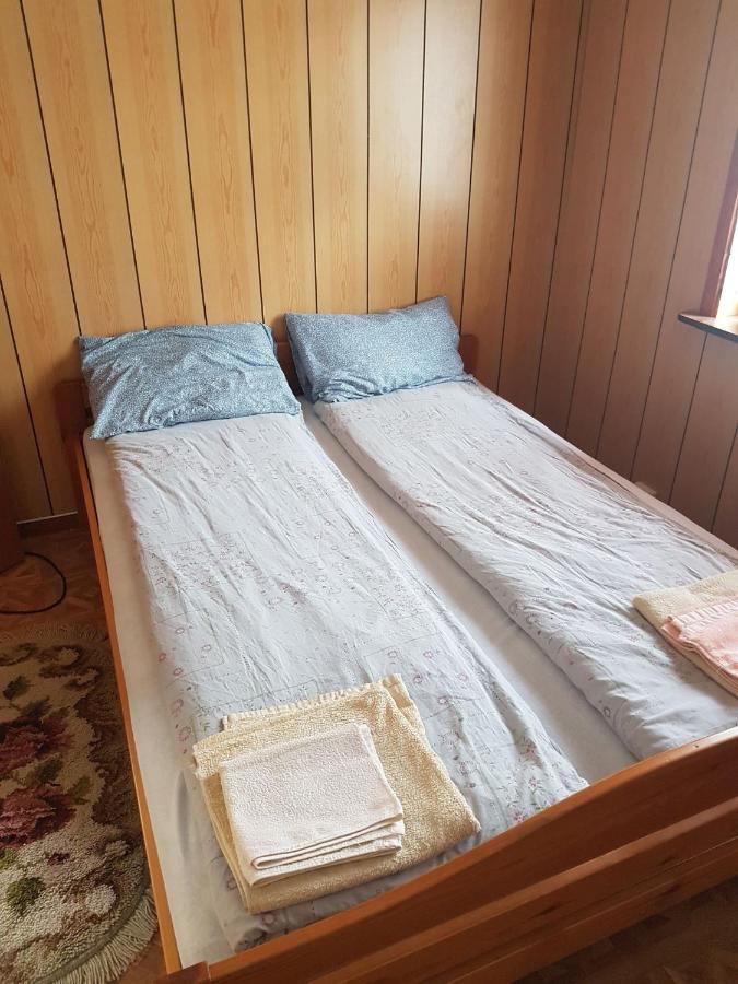 Hus Retro Leilighet Gryllefjord Eksteriør bilde